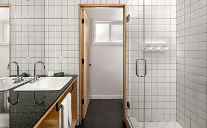 The Coachman Hotel