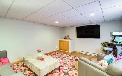 Spacious Detroit Lakes Home: Walk to Downtown!