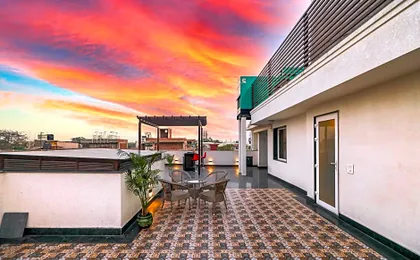 FabHotel La Paz Stay BB