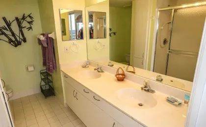 Hibiscus 844 by Distinctive Beach Rentals