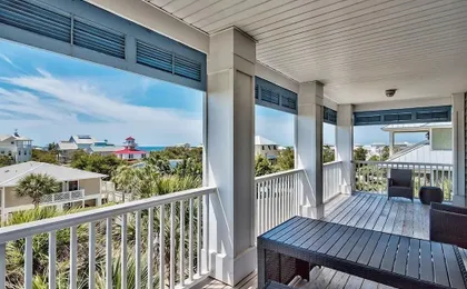 Peaceful Pelican 6 Bedroom Holiday Home by Five Star Properties