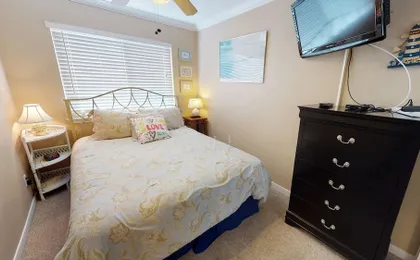 Seascape 2201 2 Bedroom Condo by RedAwning