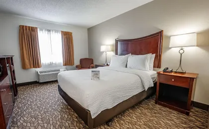 Christopher Inn & Suites