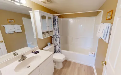 Seacrest 304 is a Gulfview 2 BR on Okaloosa Island by RedAwning