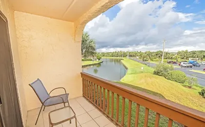 Lovely Oceanside Home W/outdoor Shower/free Wifi/shared Pool/hot Tub/tennis/ac
