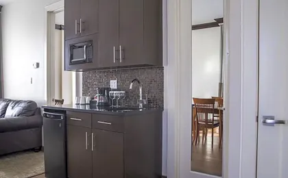 Aura Hotel Brooklyn