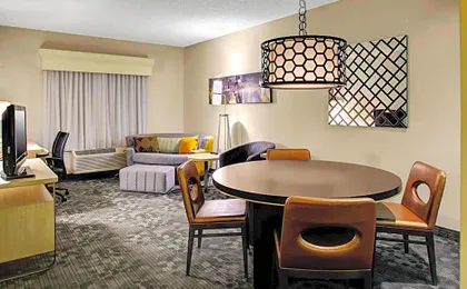 Courtyard by Marriott Columbus Downtown