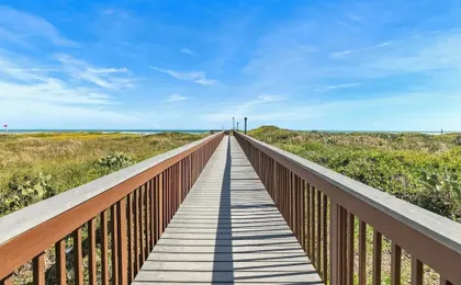 2BR w/ Gulf-view Balcony: Suntide III - Unit 404