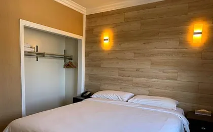 Garden Suite Hotel