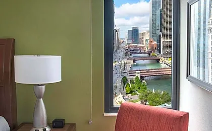 Hilton Garden Inn Chicago Downtown Riverwalk