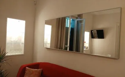 Vintage Vieux-Port Apartment