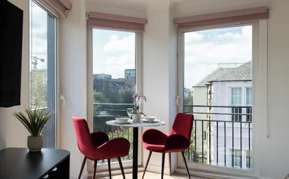 PREMIER SUITES Edinburgh Fountain Court