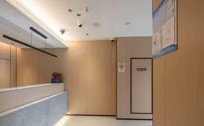 Homeinn Pebble Hotel (Shanghai Shidongkou Passenger Terminal Shengqiao Leisure Street)