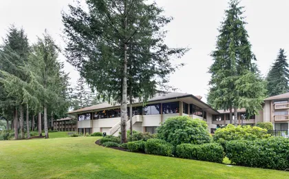 Olympia Hotel at Capitol Lake
