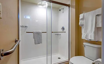 Comfort Inn & Suites Wilkes Barre - Arena