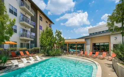 Landing Furnished Apartments - West Dallas