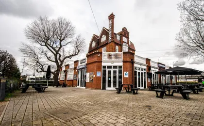 Fox Connaught London Excel (Adults only)