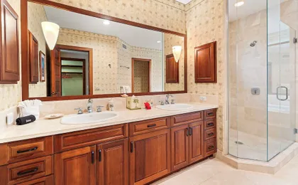 Close to Beaches & Restaurants - Spacious Townhome - Concierge Incl- Vrkcv