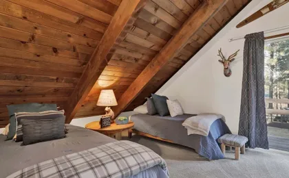 2594-willow Bear Lodge