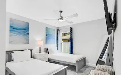 Brand-new Duplex With Screened Pool, Furnished Lanai, Grill, AC, & Washer/dryer