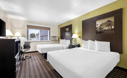 Super 8 by Wyndham la Crosse