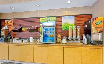 La Quinta Inn & Suites by Wyndham Salt Lake City Airport