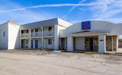Motel 6 Indianapolis in