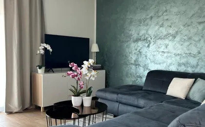 Blue Manor Apartment