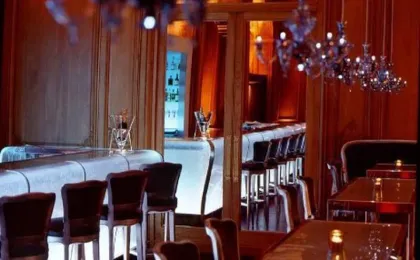 Hotel Plaza Athénée