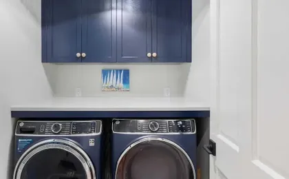 Beachside Stay With Pool, Two Decks, Rooftop Lounge & Steps to Front Beach IOP Beachhouse by Avantstay