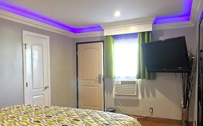 Mid City Inn