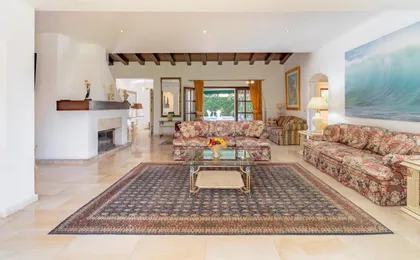 Exclusive Villa las Palmeras Puerto Banus with Heated Private Swimming Pool, Marbella, Spain