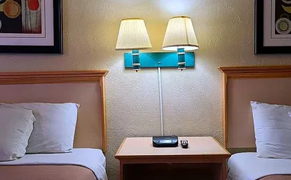 Economy Inn