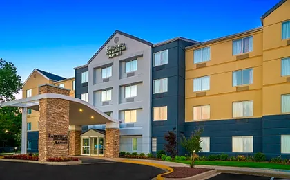 Fairfield Inn & Suites by Marriott Memphis I-240 & Perkins