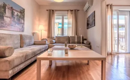 Acropolis Museum Grand Apartment