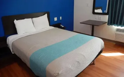 Motel 6 Houston - Downtown North