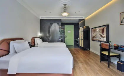 Meet the Designer Hotel