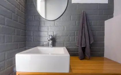 Urban F House