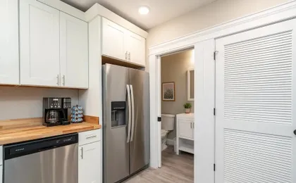 4632 Second Floor Historic Haven