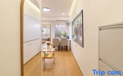 Dimao Boutique Apartment (Guangzhou Beijing Road Pedestrian Street)