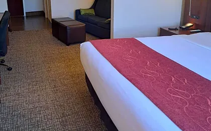Comfort Suites Nashville near Percy Priest Lake