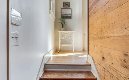Walk to Downtown Tyler! Updated Historic Apt