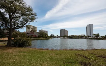 112 Arrowhead Unique Lakefront 2br At Kingston 2 Bedroom Condo