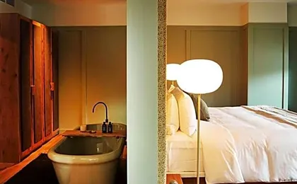 Albert Hotel