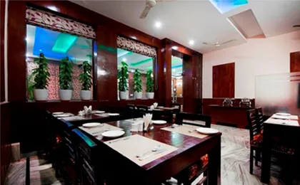 Airport Hotel Olive & Blue