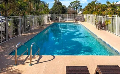 Days Inn by Wyndham Melbourne