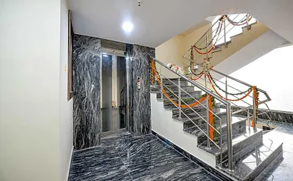 FabHotel Mona International