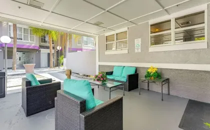 2 Mi to Disney & Old Town: Resort Condo w/ Perks