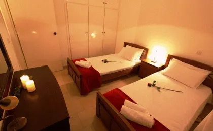 Menigos Resort