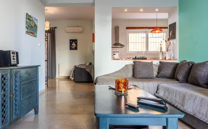Erika's Oasis - Stylish Gem Inthe Heart of History